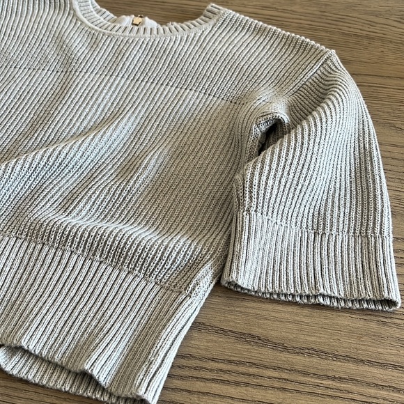 CAbi FairPlay Sweater-Sixe XS - Picture 11 of 11